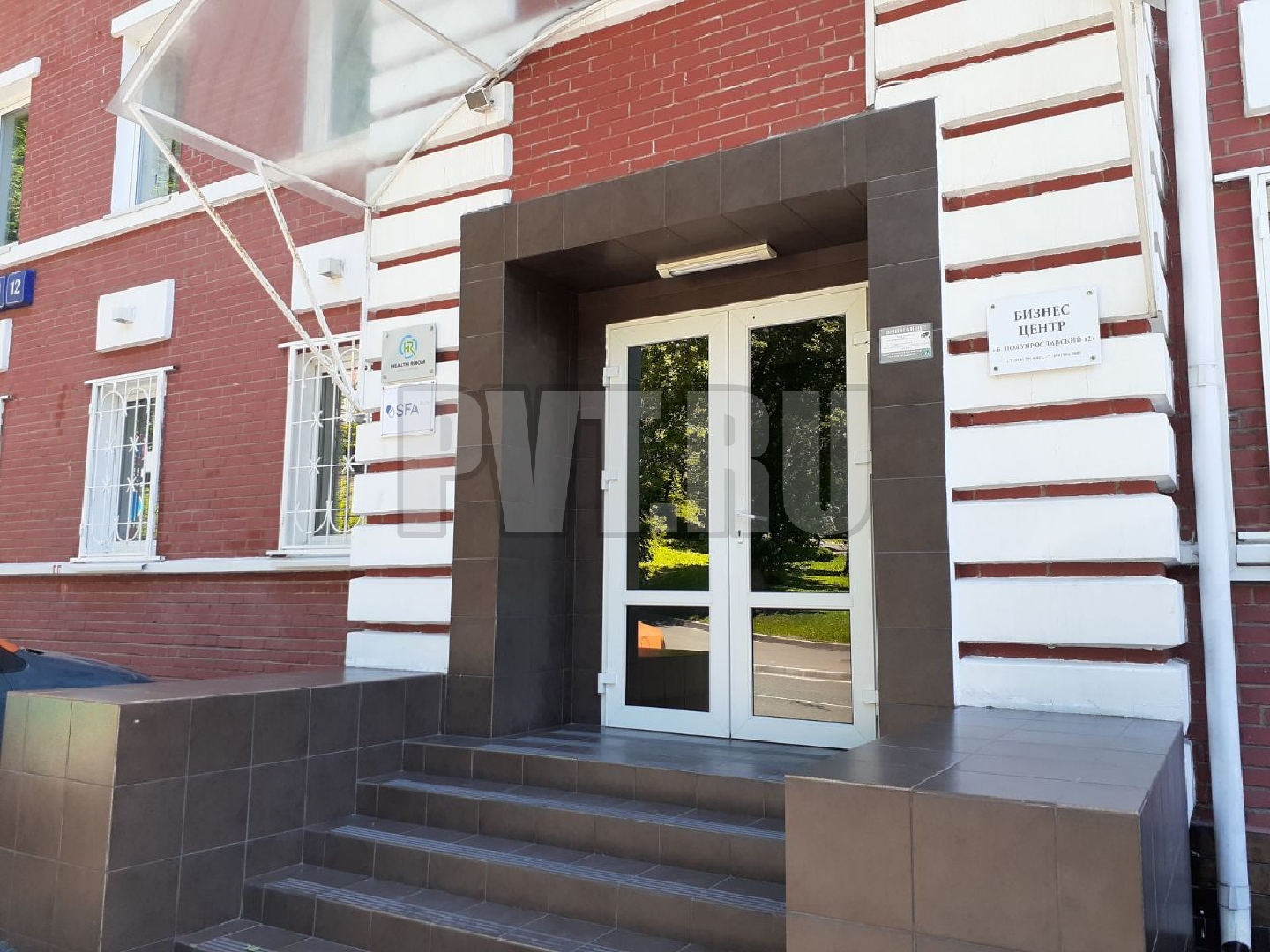 Б. Полуярославский пер., 12